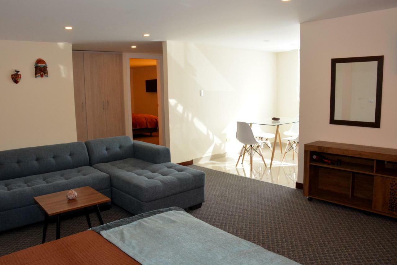 Los Angeles Stay Inn Кіто Екстер'єр фото