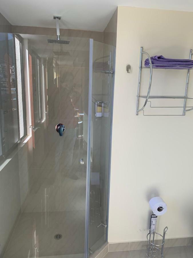 Los Angeles Stay Inn Кіто Екстер'єр фото