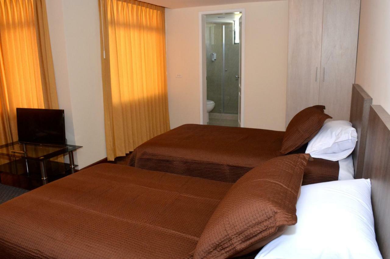 Los Angeles Stay Inn Кіто Екстер'єр фото