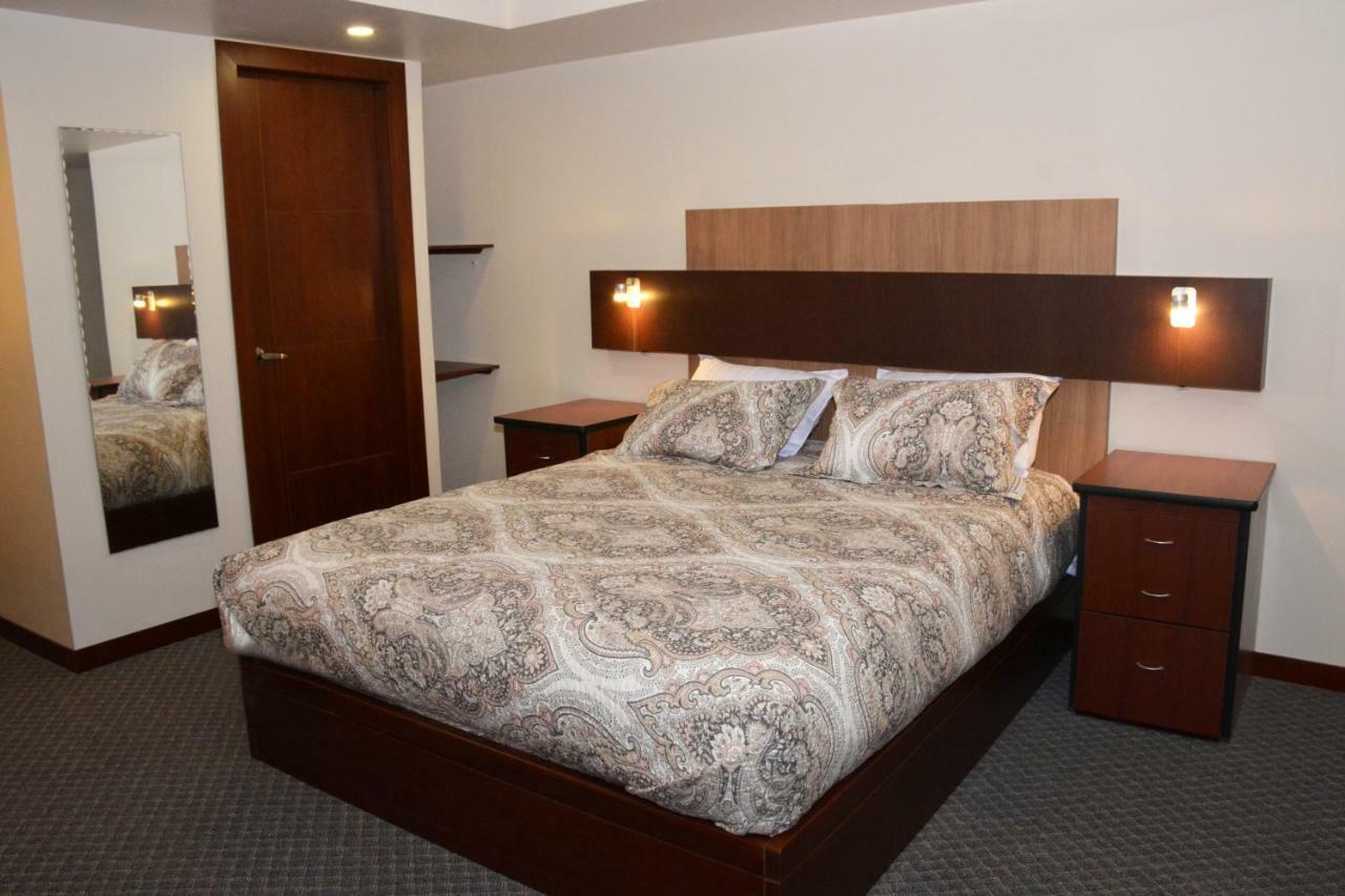 Los Angeles Stay Inn Кіто Екстер'єр фото