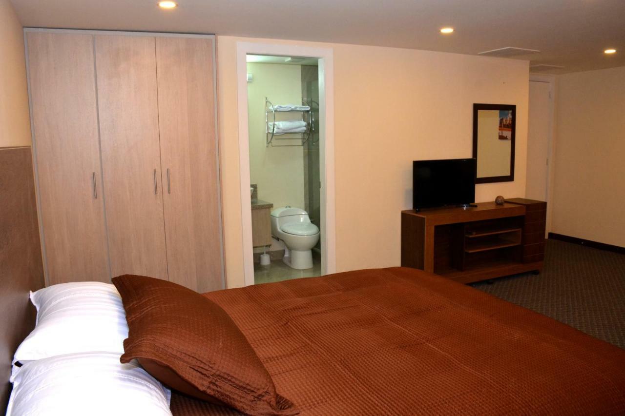 Los Angeles Stay Inn Кіто Екстер'єр фото