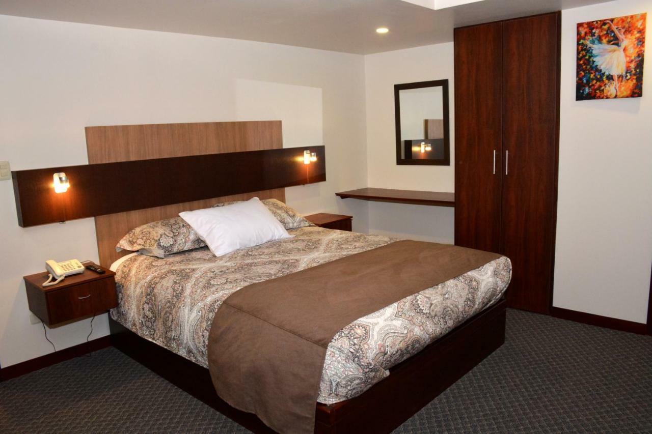 Los Angeles Stay Inn Кіто Екстер'єр фото