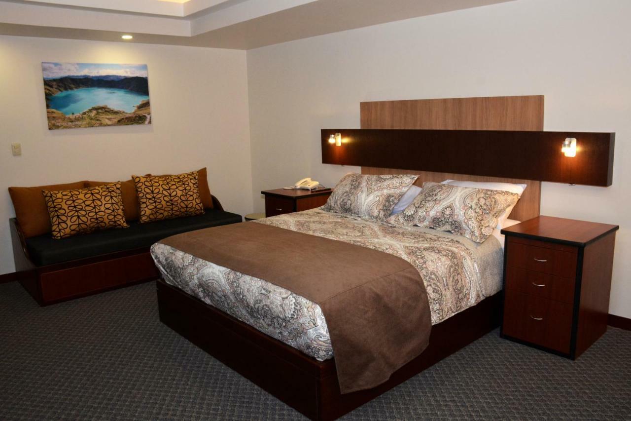Los Angeles Stay Inn Кіто Екстер'єр фото