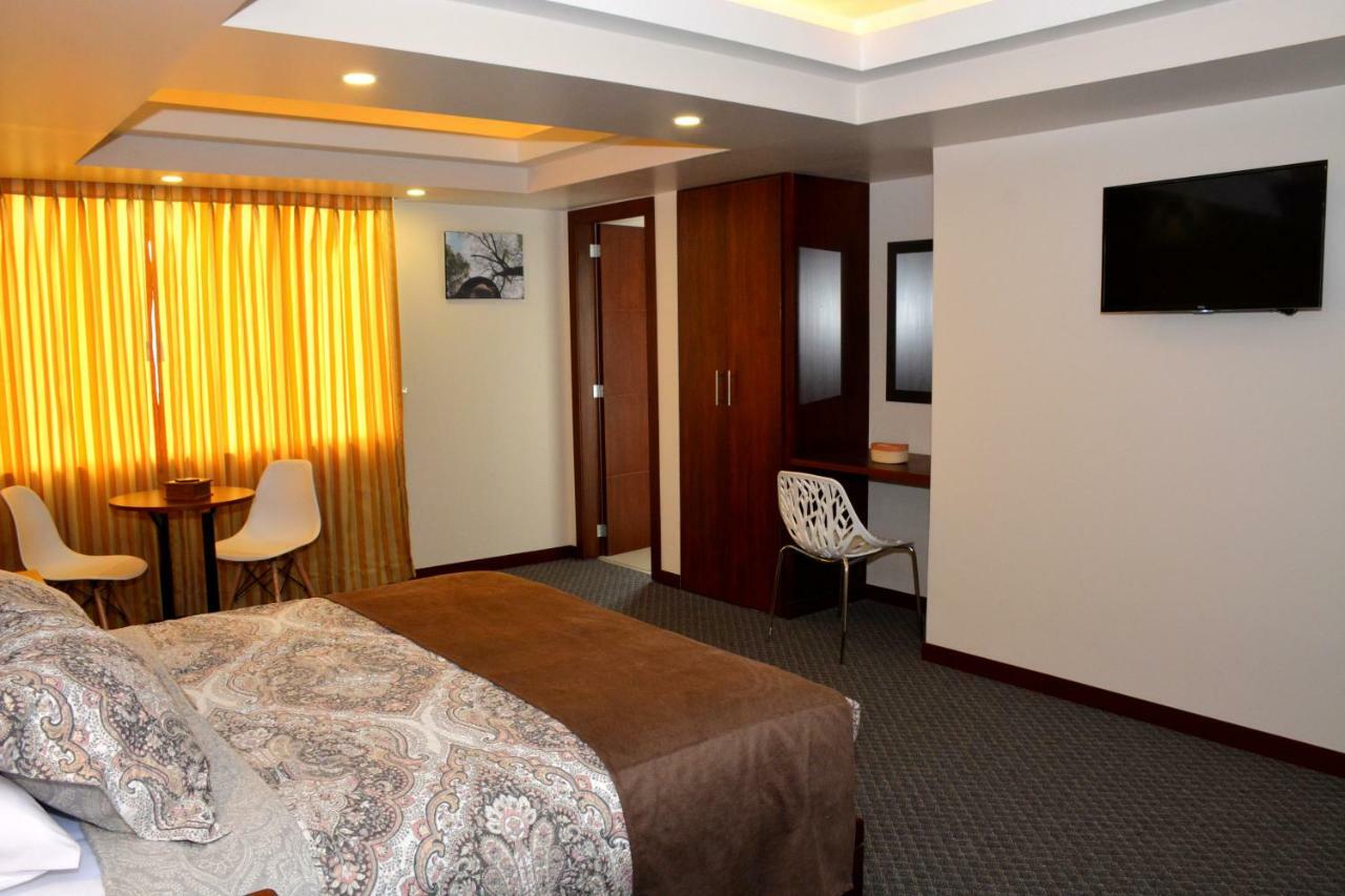 Los Angeles Stay Inn Кіто Екстер'єр фото